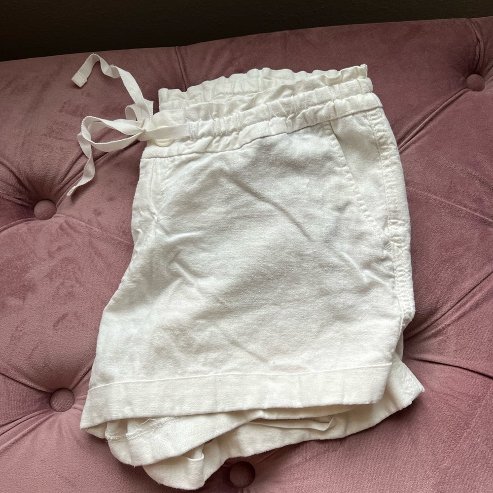 White size 4 shorts from Old Navy